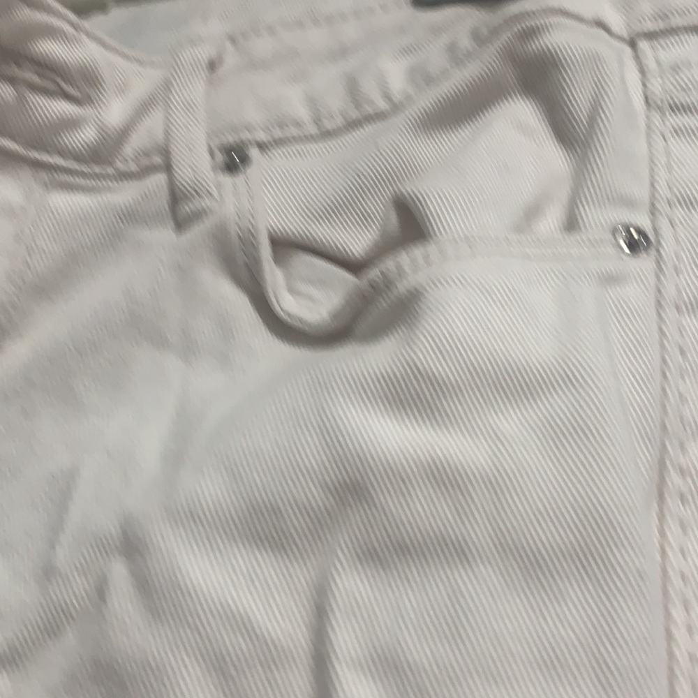 Jean - Picture 5 of 7